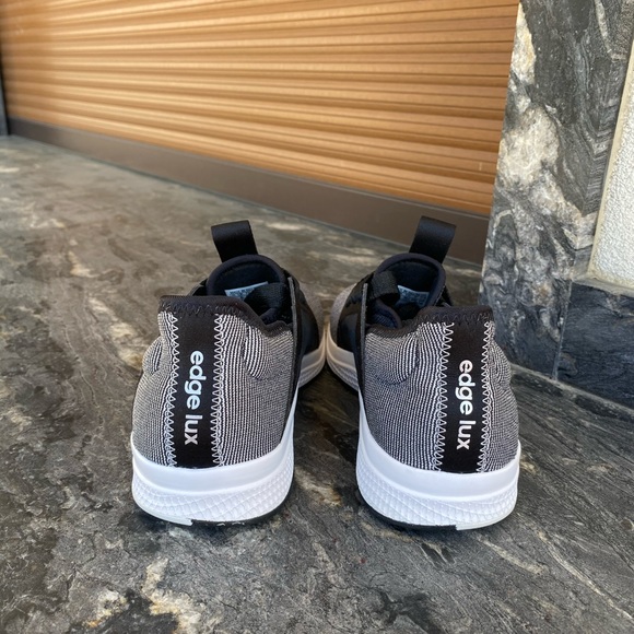 Adidas Bounce Edge Lux Women’s Runners - Picture 9 of 9